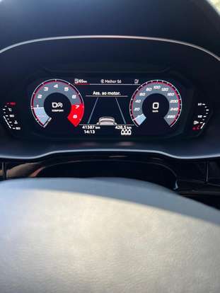 AUDI-Q3-2022