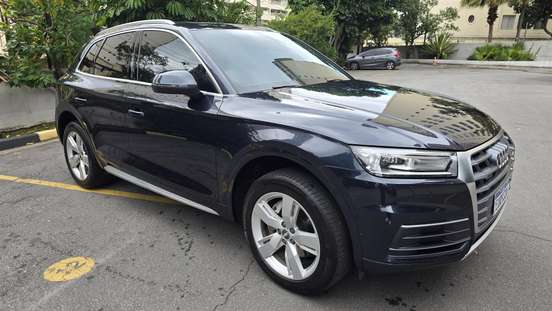 AUDI-Q5-2019