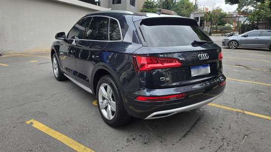 AUDI-Q5-2019