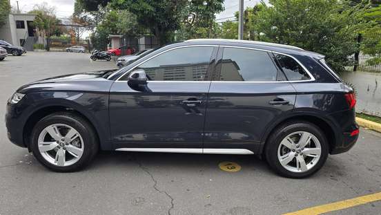 AUDI-Q5-2019