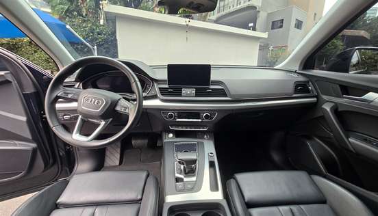 AUDI-Q5-2019