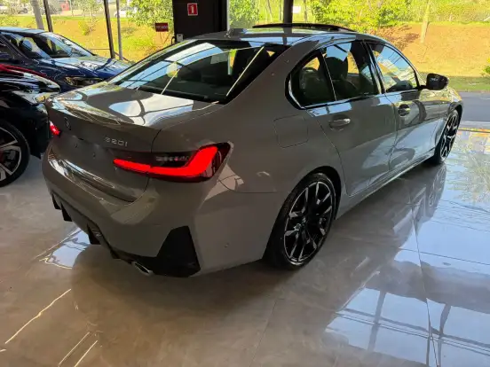 BMW-320i-2.0 16V TURBO FLEX M SPORT AUTOMÁTICO BMW-320i-2025