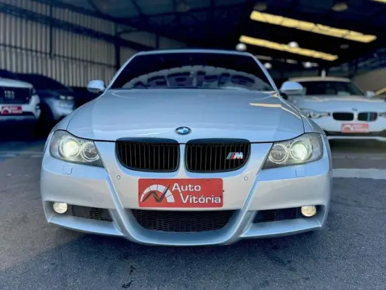 BMW 330i 3.0 MOTORSPORT SEDAN 24V GASOLINA 4P AUTOMÁTICO BMW 330i 3.0 MOTORSPORT SEDAN 24V GASOLINA 4P AUTOMÁTICO