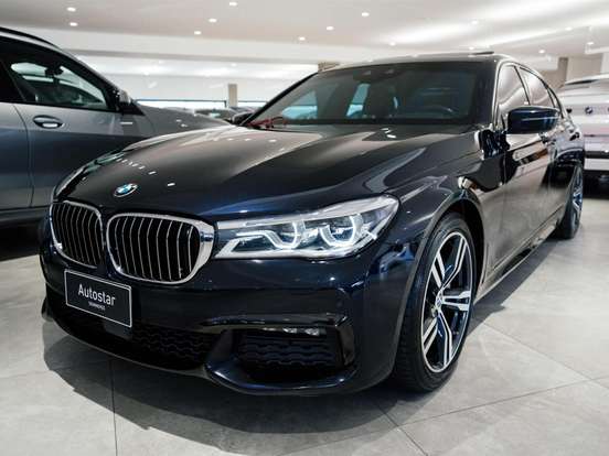 BMW-750i-2016