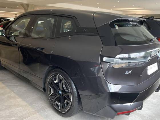 /en/city/cate-car-used-car/bmw-ix-2024-electric-xdrive50-sport-49771152089942016/-2