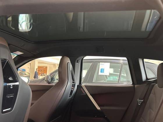 /en/city/cate-car-used-car/bmw-ix-2024-electric-xdrive50-sport-49771152089942016/-10