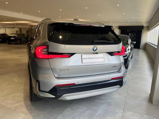 /en/city/cate-car-used-car/bmw-ix1-2025-electric-edrive20-x-line-49770849098597376/-4