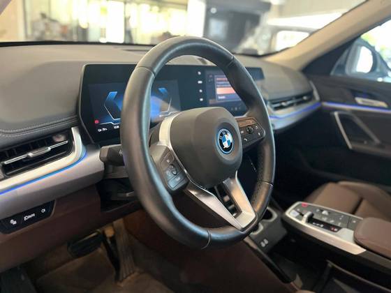 /en/city/cate-car-used-car/bmw-ix1-2025-electric-edrive20-x-line-49770849098597376/-6