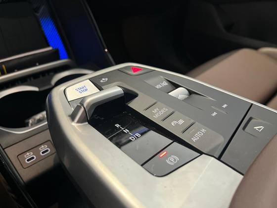 /en/city/cate-car-used-car/bmw-ix1-2025-electric-edrive20-x-line-49770849098597376/-9