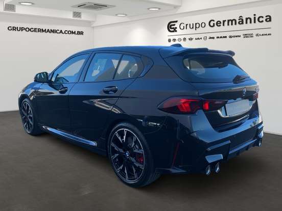 BMW-M 135i-2025