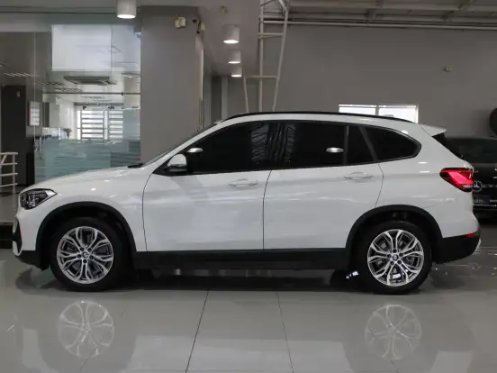 BMW-X1-2.0 16V TURBO ACTIVEFLEX SDRIVE20I 4P AUTOMÁTICO BMW-X1-2021