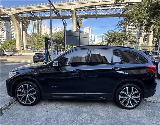 BMW-X1-2017