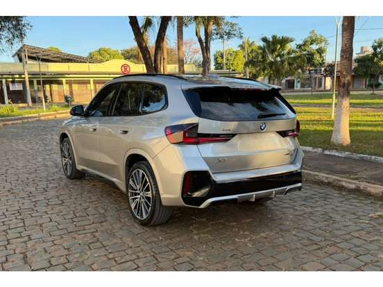 BMW-X1-2024