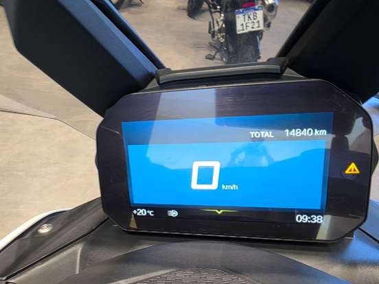 BMW-C 400 X-2024