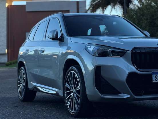 BMW-X1-2.0 16V TURBO GASOLINA SDRIVE20I M SPORT STEPTRONIC BMW-X1-2023