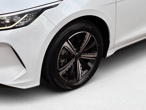 /en/city/cate-car-used-car/byd-king-2025-1-5-dm-i-phev-gs-automatic-50474308758209536/-6