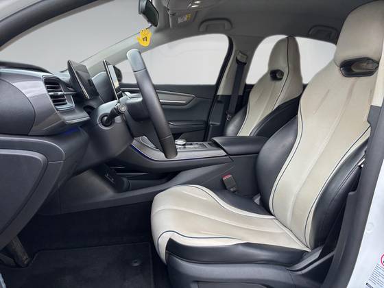 /en/city/cate-car-used-car/byd-king-2025-1-5-dm-i-phev-gs-automatic-50474308758209536/-7