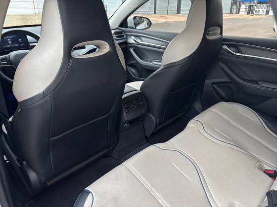 /en/city/cate-car-used-car/byd-king-2025-1-5-dm-i-phev-gs-automatic-50474308758209536/-13