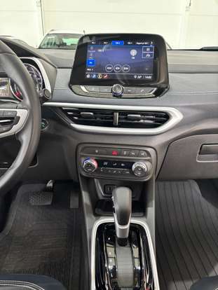 CHEVROLET-TRACKER-2024