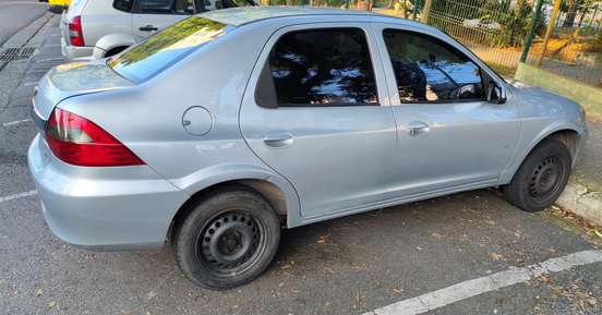 CHEVROLET-PRISMA-2011
