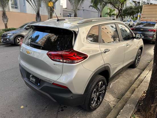 CHEVROLET-TRACKER-2022