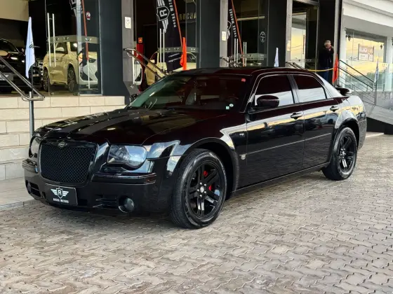 CHRYSLER 300 C 5.7 HEMI SEDAN V8 16V GASOLINA 4P AUTOMÁTICO