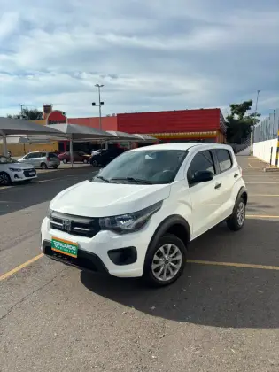 FIAT MOBI 1.0 EVO FLEX LIKE. MANUAL FIAT MOBI 1.0 EVO FLEX LIKE. MANUAL