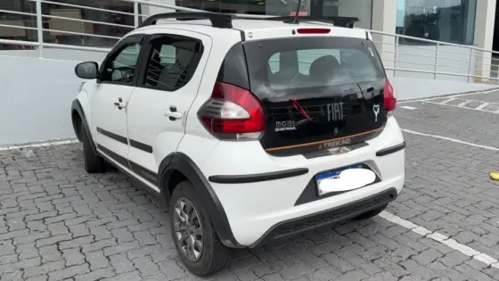 FIAT MOBI 1.0 EVO FLEX TREKKING MANUAL FIAT MOBI 1.0 EVO FLEX TREKKING MANUAL