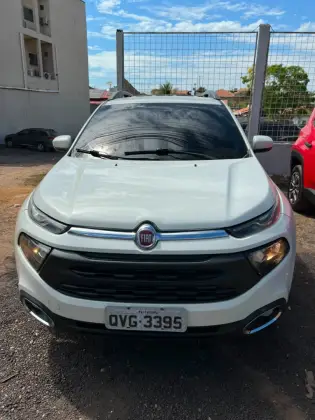 FIAT TORO 1.8 16V EVO FLEX FREEDOM AT6 FIAT TORO 1.8 16V EVO FLEX FREEDOM AT6