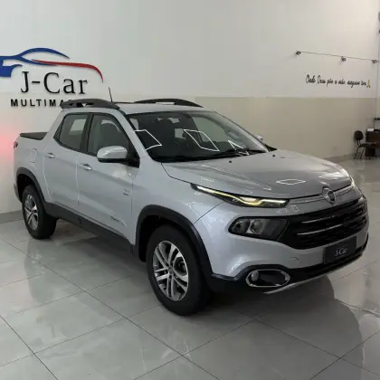 FIAT TORO 2.0 16V TURBO DIESEL FREEDOM 4WD AT9 FIAT TORO 2.0 16V TURBO DIESEL FREEDOM 4WD AT9