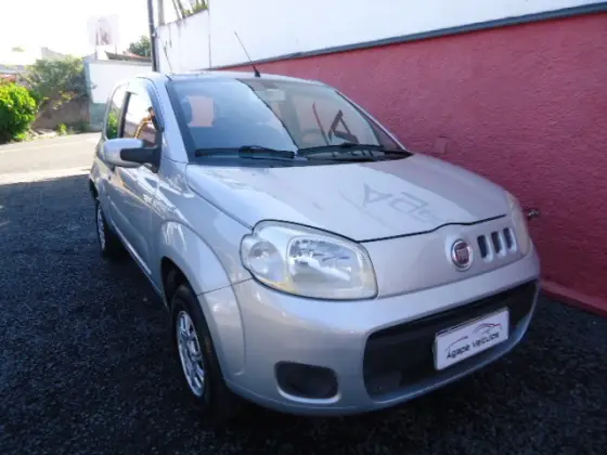 FIAT UNO 1.0 EVO VIVACE 8V FLEX 2P MANUAL FIAT UNO 1.0 EVO VIVACE 8V FLEX 2P MANUAL