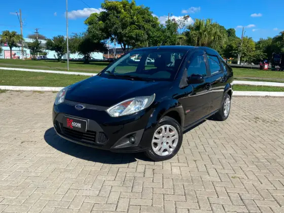 FORD FIESTA 1.6 MPI SEDAN 8V FLEX 4P MANUAL FORD FIESTA 1.6 MPI SEDAN 8V FLEX 4P MANUAL