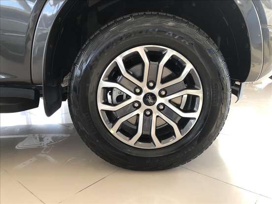 FORD-RANGER-3.0 V6 TURBO DIESEL CD LIMITED 4X4 AUTOMÁTICO FORD-RANGER-2025