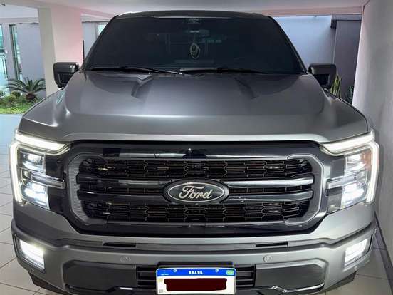 FORD-F-150-5.0 V8 GASOLINA CD LARIAT BLACK FX4 AUTOMÁTICO FORD-F-150-2024
