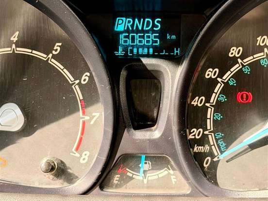FORD-FIESTA-1.6 SE SEDAN 16V FLEX 4P POWERSHIFT FORD-FIESTA-2014