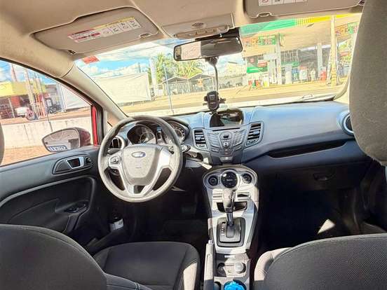 FORD-FIESTA-1.6 SE SEDAN 16V FLEX 4P POWERSHIFT FORD-FIESTA-2014