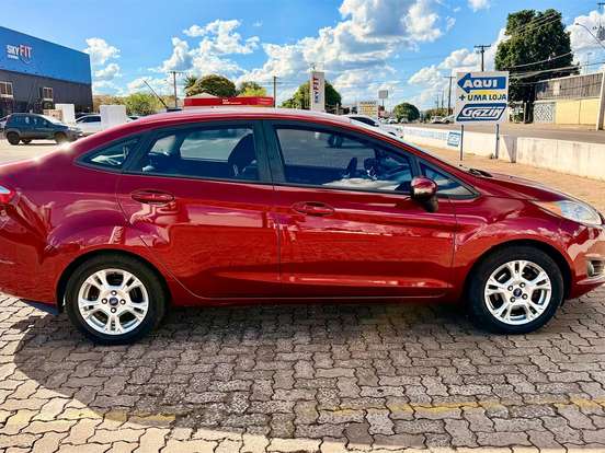 FORD-FIESTA-1.6 SE SEDAN 16V FLEX 4P POWERSHIFT FORD-FIESTA-2014