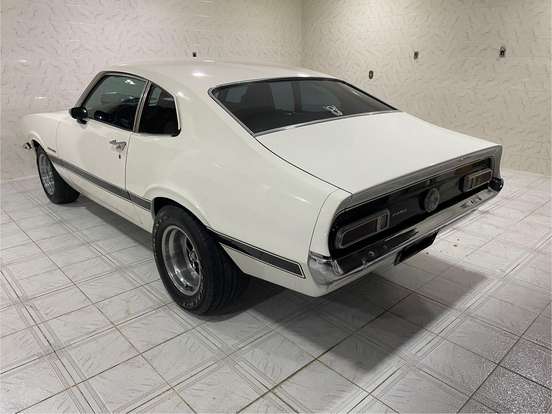 FORD-MAVERICK-1976