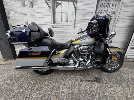 HARLEY-DAVIDSON-CVO ULTRA CLASSIC ELECTRA GLIDE-2012