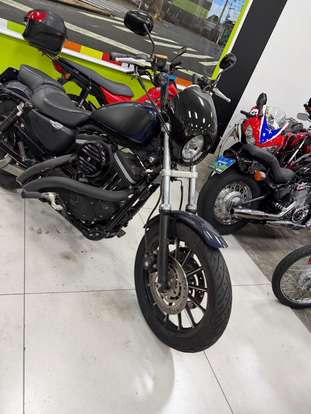 HARLEY-DAVIDSON-SPORTSTER XL 883 R-2008