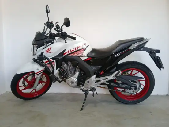 HONDA-CB TWISTER-2022