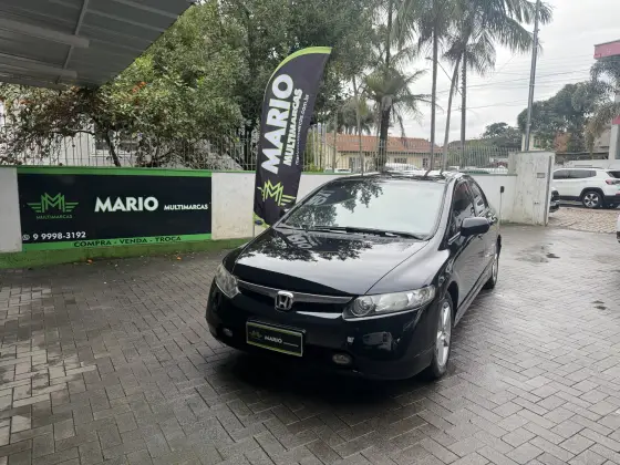 HONDA CIVIC 1.8 LXS 16V GASOLINA 4P AUTOMÁTICO