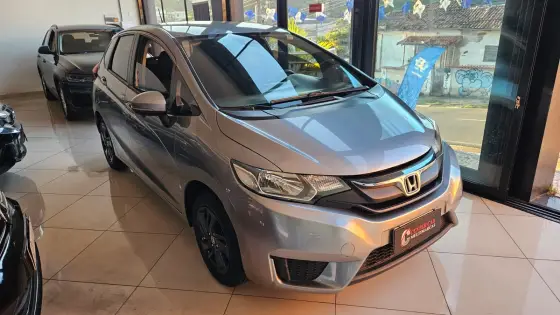 HONDA FIT 1.5 LX 16V FLEX 4P MANUAL HONDA FIT 1.5 LX 16V FLEX 4P MANUAL
