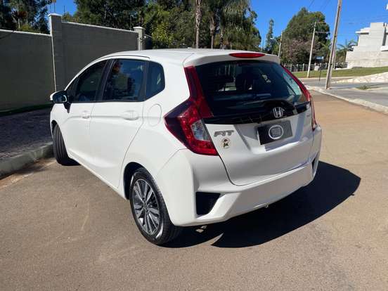 HONDA-FIT-2014