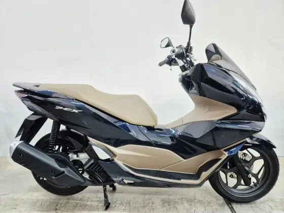 HONDA PCX 160 DLX HONDA PCX 160 DLX