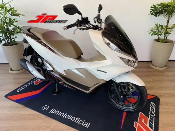 HONDA PCX DLX HONDA PCX DLX