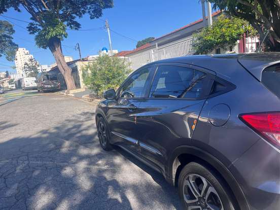 HONDA-HR-V-2016