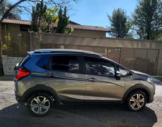 HONDA-WR-V-2017
