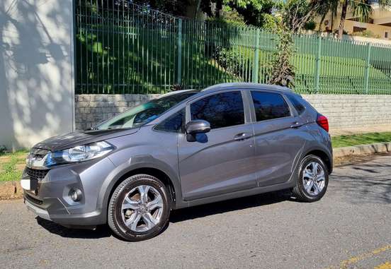 HONDA-WR-V-2017