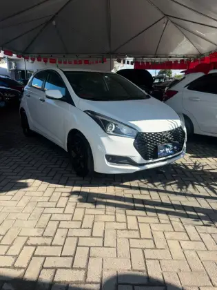 HYUNDAI HB20 1.0 COMFORT PLUS 12V FLEX 4P MANUAL